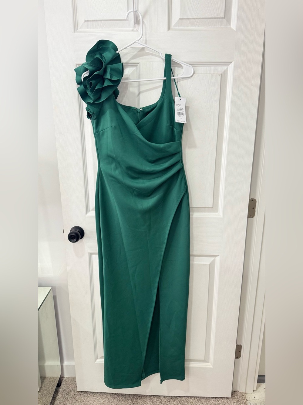 Emerald One-Shoulder Ruffled Evening Dress